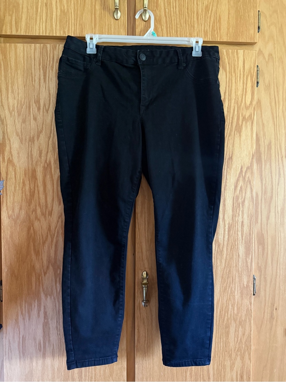 Maurices Black Skinny Jeans Women’s Size 18W Short Stretch Denim